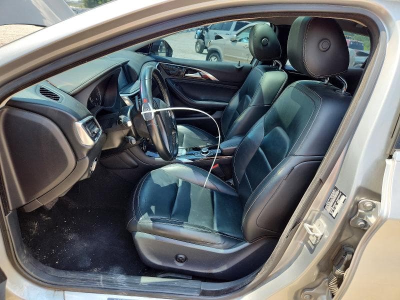 2017 INFINITI QX30 BASE 7