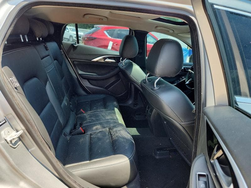 2017 INFINITI QX30 BASE 10