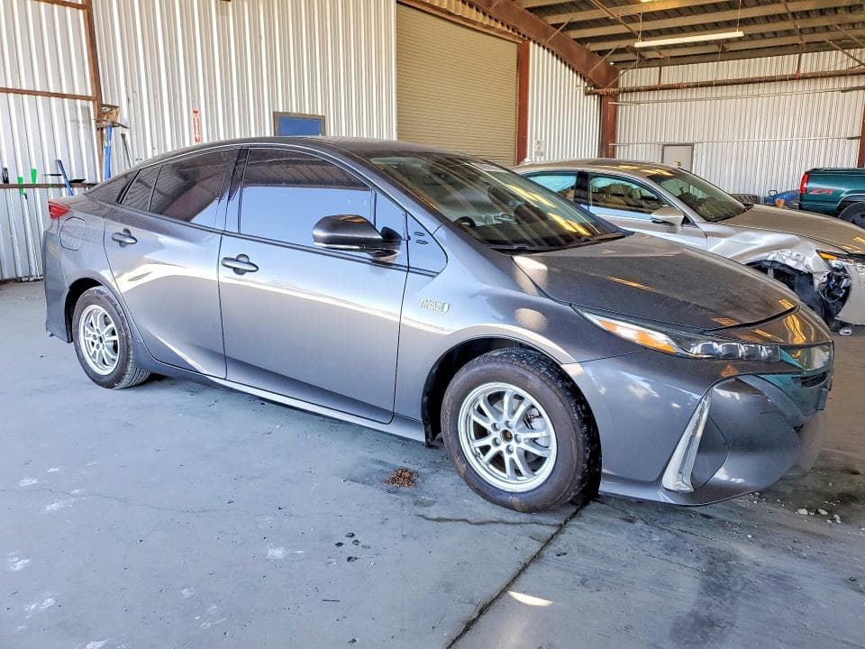 2018 TOYOTA PRIUS PRIME PREMIUM 4