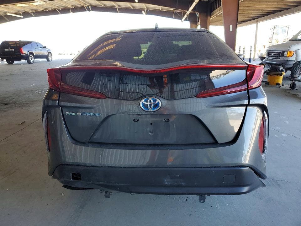 2018 TOYOTA PRIUS PRIME PREMIUM 6