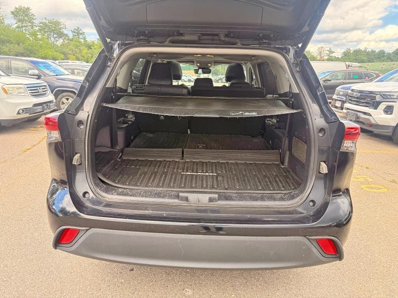 2020 TOYOTA HIGHLANDER XLE 14