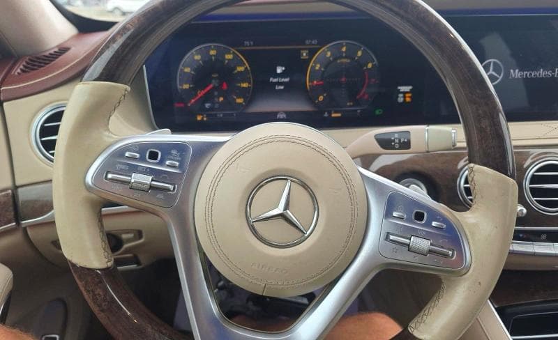 2018 MERCEDES-BENZ S 560 9