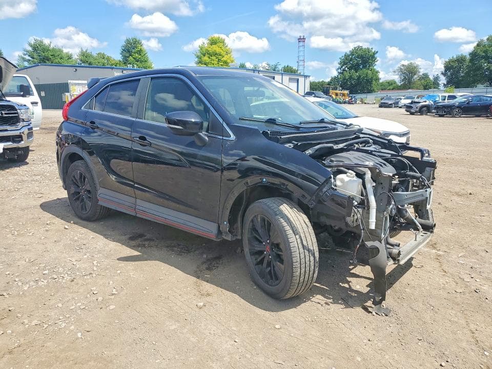 2019 MITSUBISHI ECLIPSE CROSS LE 4