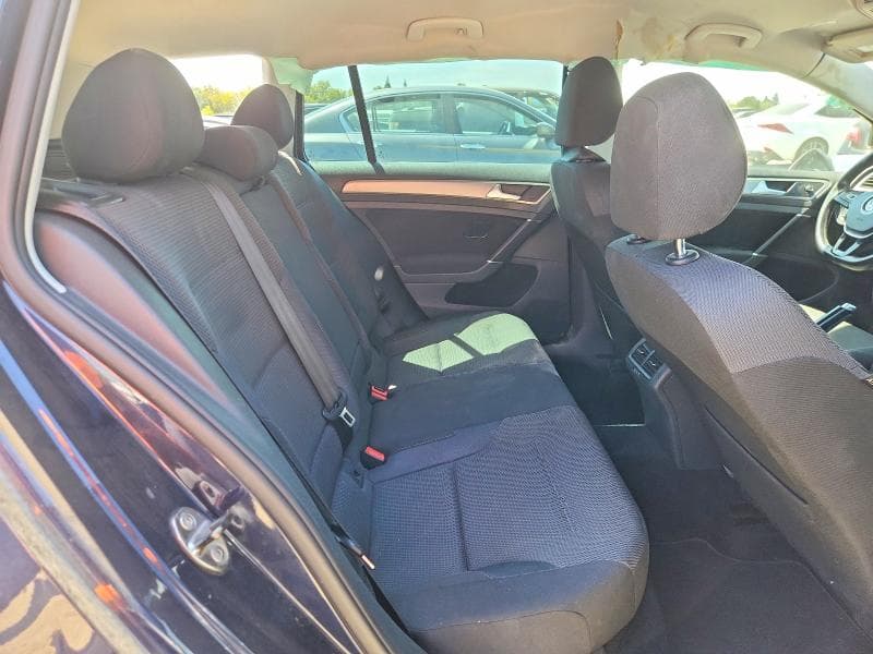 2017 VOLKSWAGEN GOLF SPORTWAGEN S 10