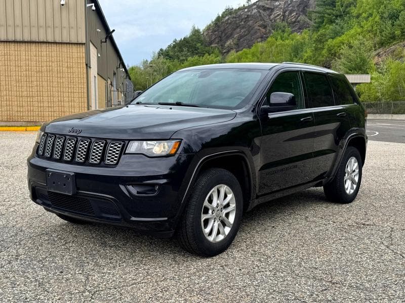 2018 JEEP GRAND CHEROKEE LAREDO 2