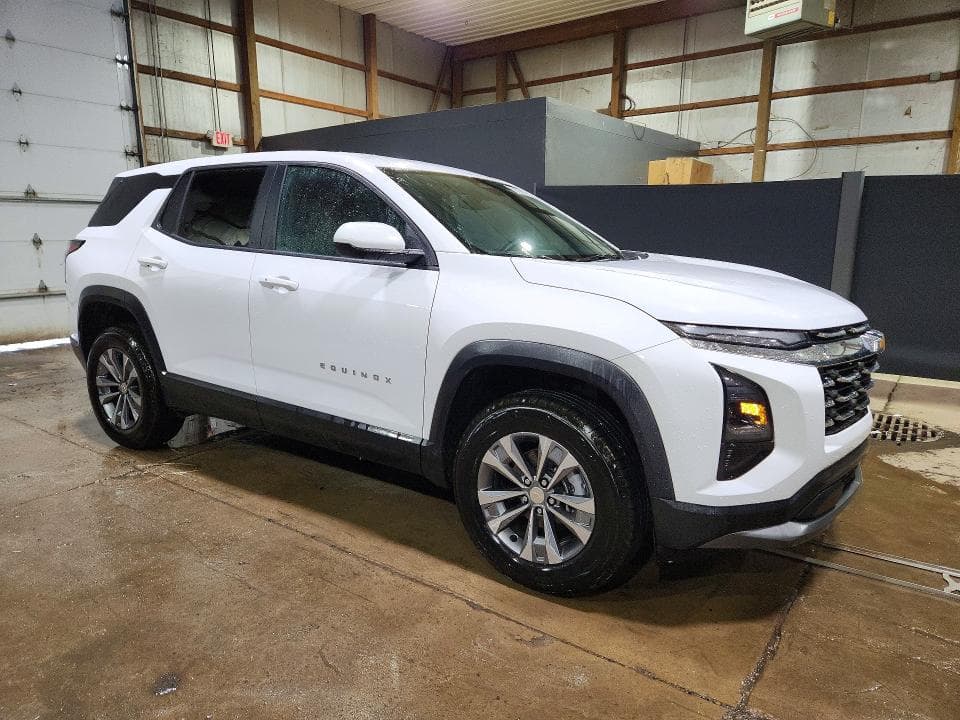 2026 CHEVROLET EQUINOX LT 4