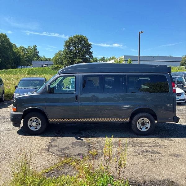 2017 CHEVROLET EXPRESS G2500 LS 13