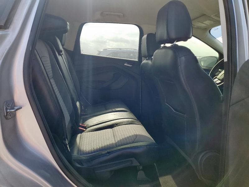 2017 FORD ESCAPE SE SE 10