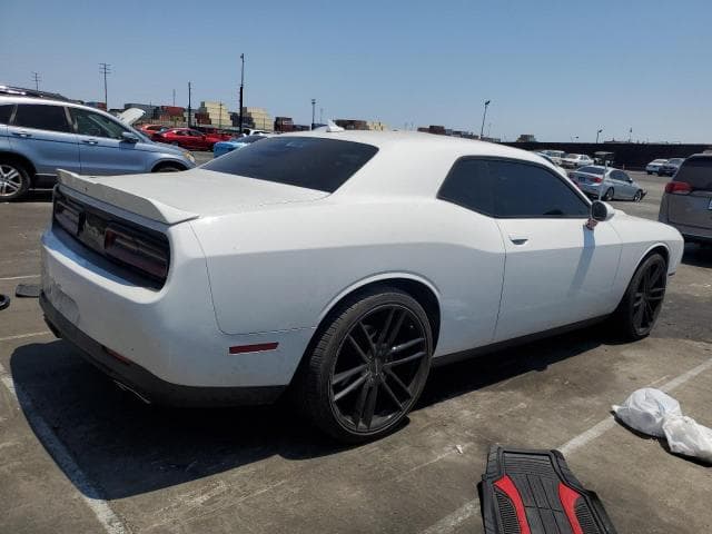 2018 DODGE CHALLENGER SXT 3