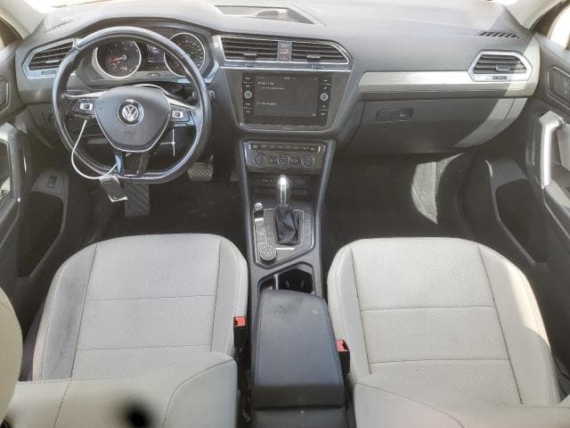 2018 VOLKSWAGEN TIGUAN SE SE 8