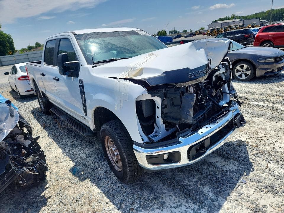2025 FORD F250 SUPER DUTY 4