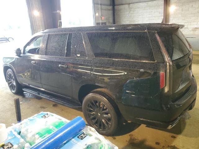 2024 CADILLAC ESCALADE ESV LUXURY 2