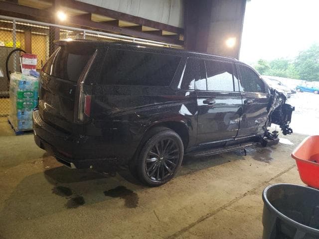 2024 CADILLAC ESCALADE ESV LUXURY 3