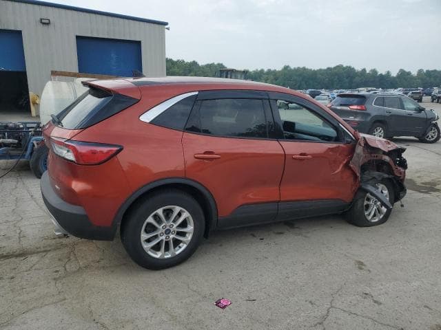 2020 FORD ESCAPE SE 3