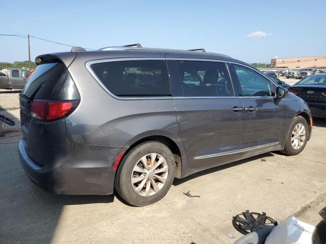 2018 CHRYSLER PACIFICA TOURING L 3