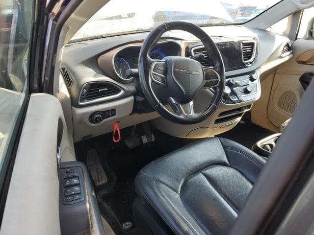 2018 CHRYSLER PACIFICA TOURING L 8