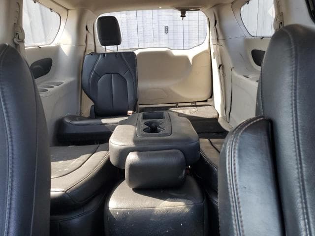 2018 CHRYSLER PACIFICA TOURING L 10