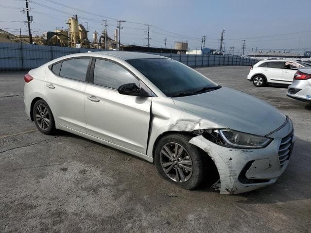 2018 HYUNDAI ELANTRA SEL 4