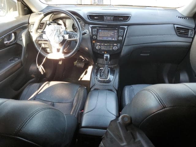 2017 NISSAN ROGUE SV 8