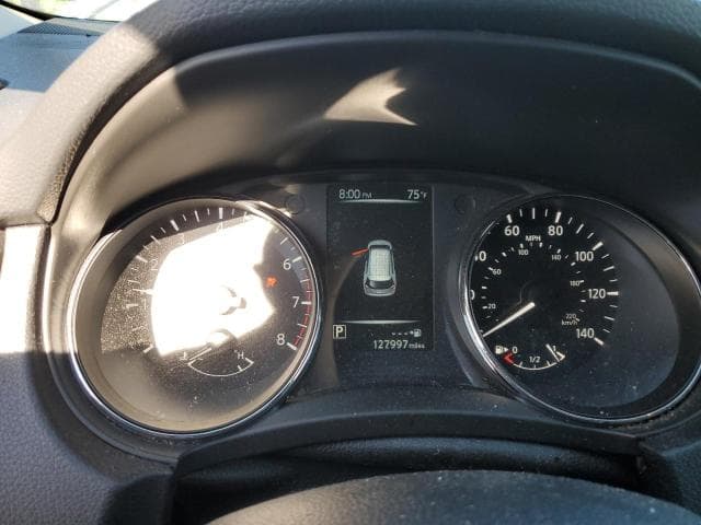 2017 NISSAN ROGUE SV 9