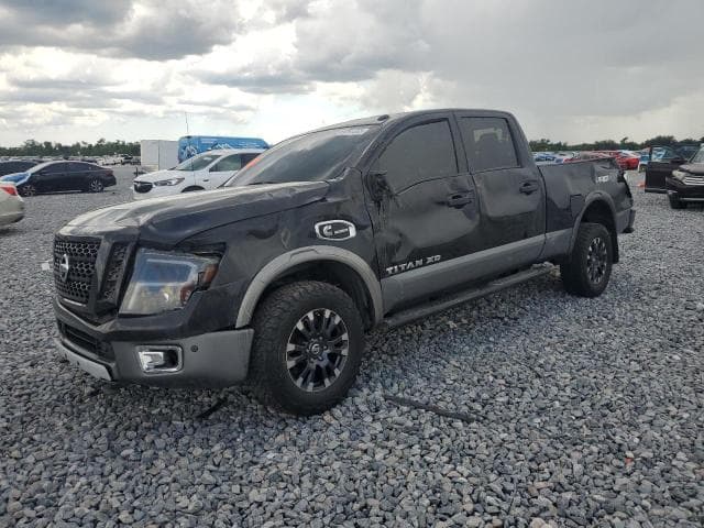 2017 NISSAN TITAN XD