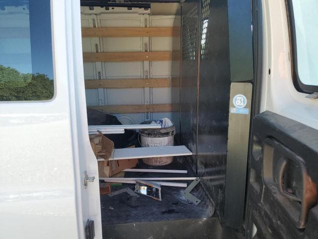 2023 GMC SAVANA G2500 11