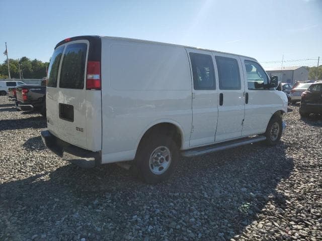 2023 GMC SAVANA G2500 3