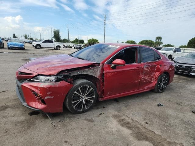 2020 TOYOTA CAMRY SE - 1
