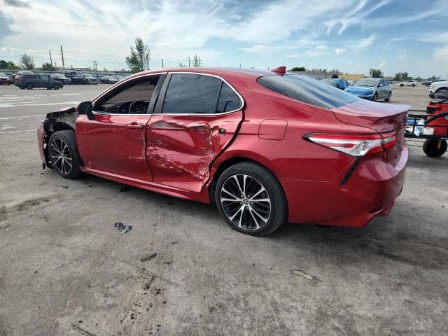 2020 TOYOTA CAMRY SE 2