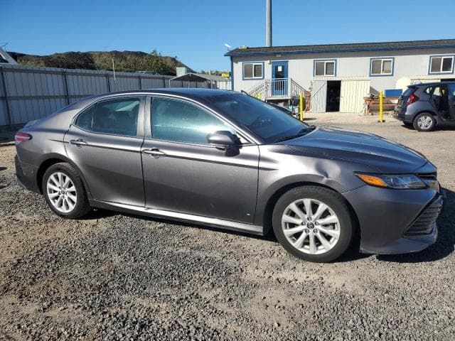 2018 TOYOTA CAMRY L L 4