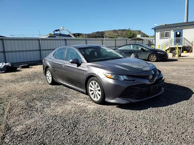 2018 TOYOTA CAMRY L L 10