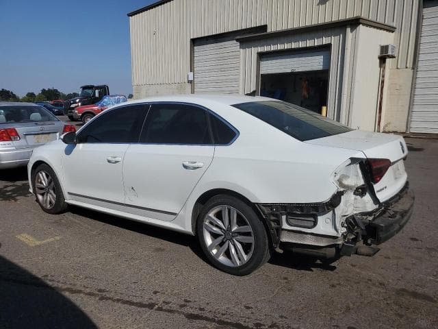 2017 VOLKSWAGEN PASSAT 2