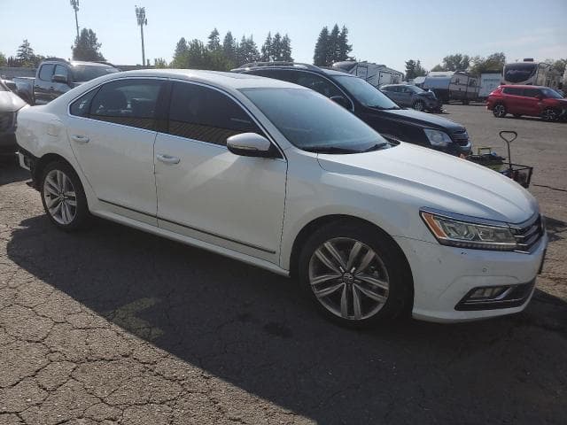 2017 VOLKSWAGEN PASSAT 4