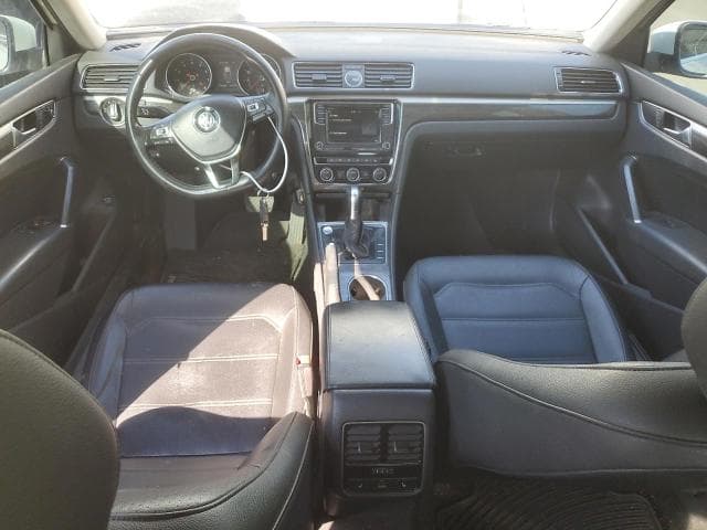 2017 VOLKSWAGEN PASSAT 8