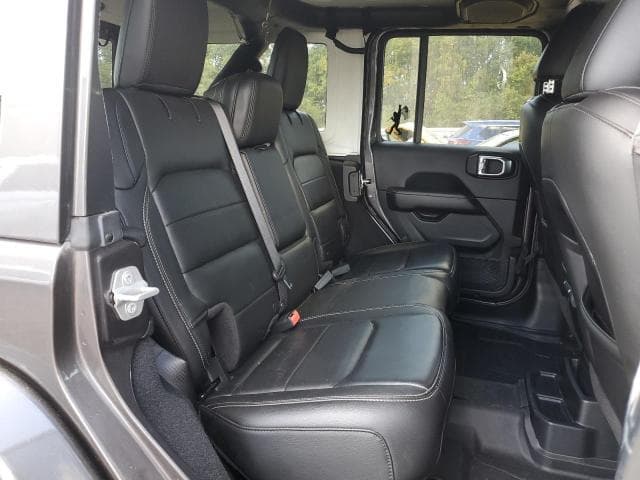 2018 JEEP WRANGLER UNLIMITED SAHARA 11