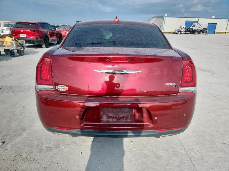 2018 CHRYSLER 300 S 6