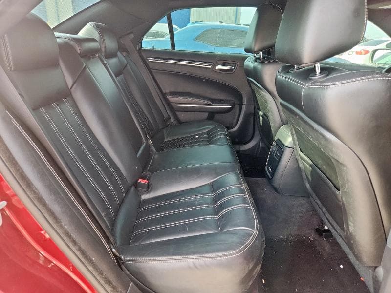 2018 CHRYSLER 300 S 10