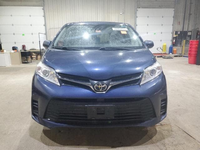 2018 TOYOTA SIENNA LE 7-PASSENGER 5