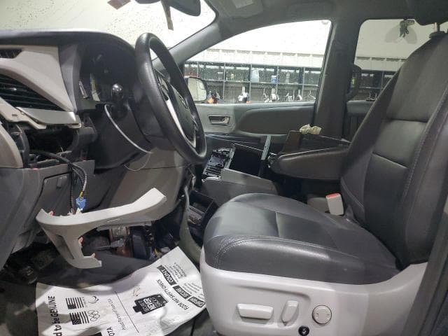 2018 TOYOTA SIENNA LE 7-PASSENGER 7