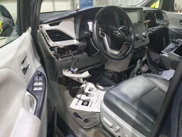 2018 TOYOTA SIENNA LE 7-PASSENGER 8