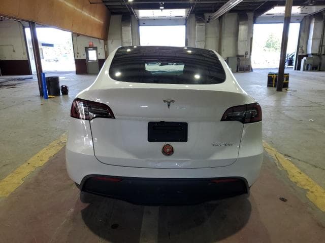 2023 TESLA MODEL Y 6