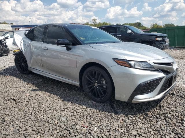 2023 TOYOTA CAMRY XSE 4