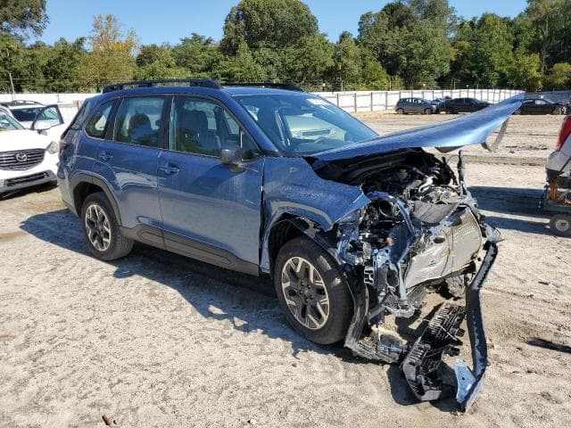 2025 SUBARU FORESTER 4