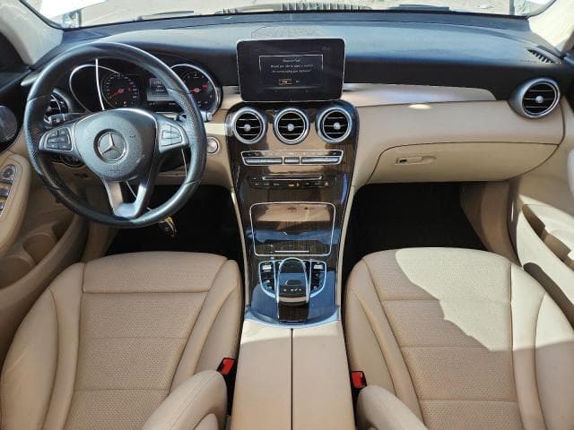 2017 MERCEDES-BENZ GLC 300 4MATIC 300 4MATIC 8