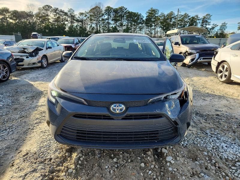 2025 TOYOTA COROLLA LE 5