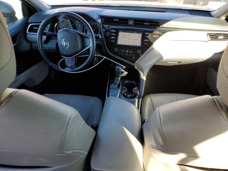2018 TOYOTA CAMRY L 8