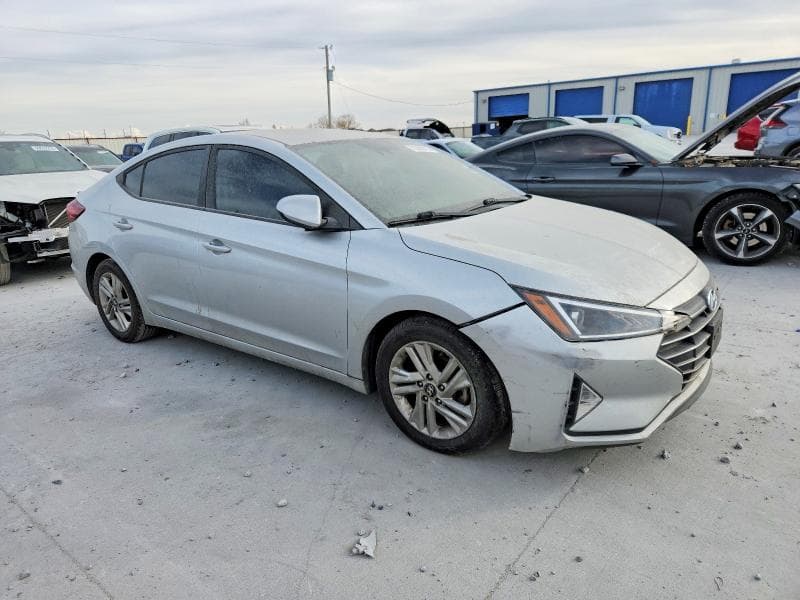 2019 HYUNDAI ELANTRA SEL SEL 4