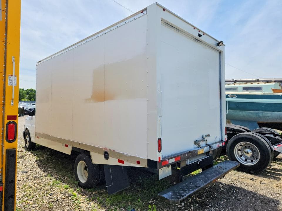 2024 CHEVROLET EXPRESS REFRIGERATED DELIVERY VAN 2