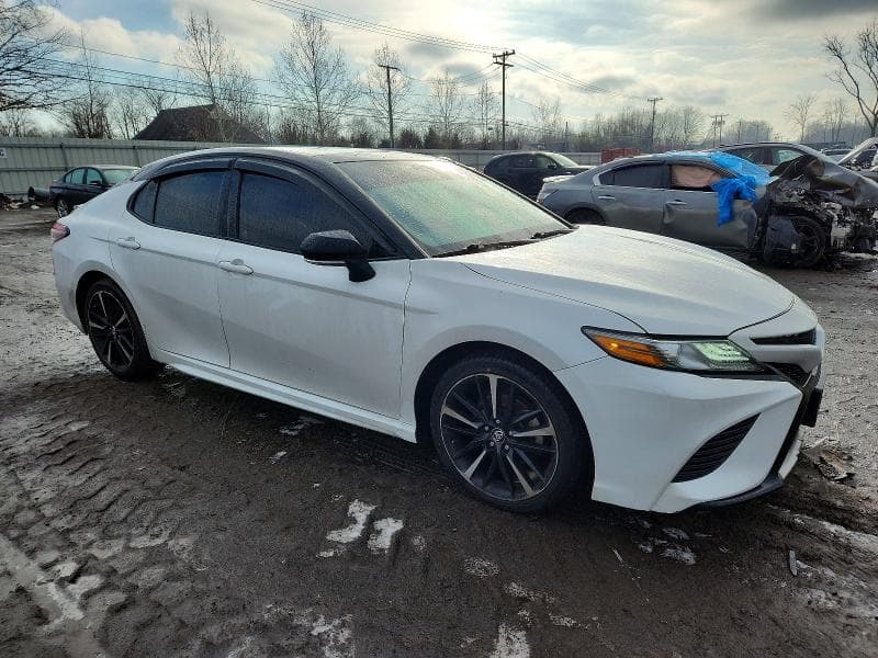 2019 TOYOTA CAMRY XSE XSE 4