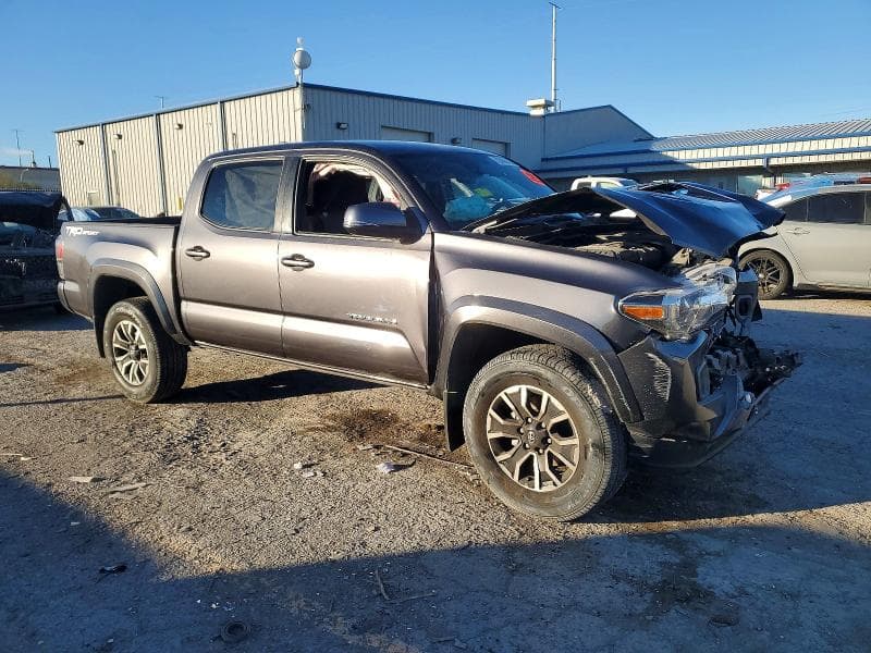 2023 TOYOTA TACOMA TRD SPORT 4